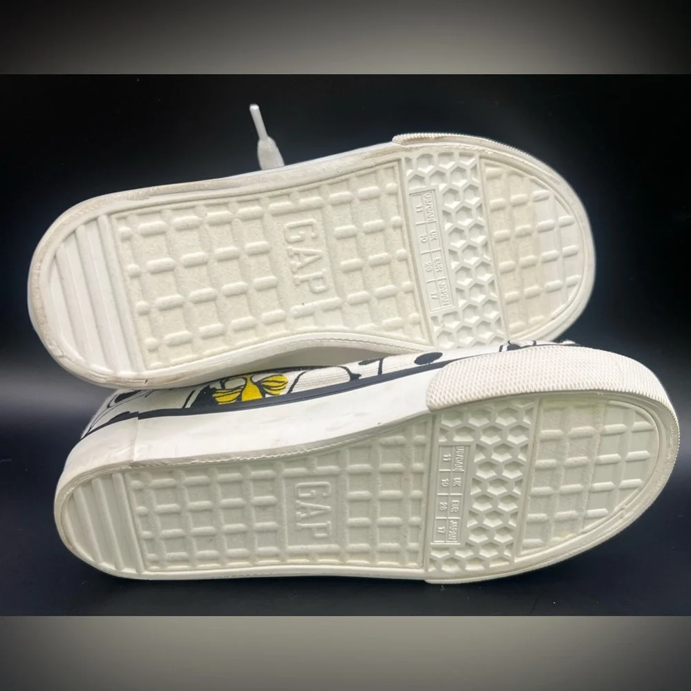Gap/ Peanuts Collaboration- High-Top Sneakers -‎ White/Yellow, Size:11 Toddler
